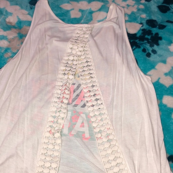 Top - Picture 2 of 3